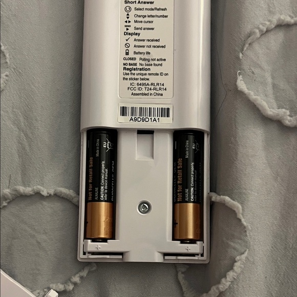 iClicker 2 Student Remote - Picture 4 of 4